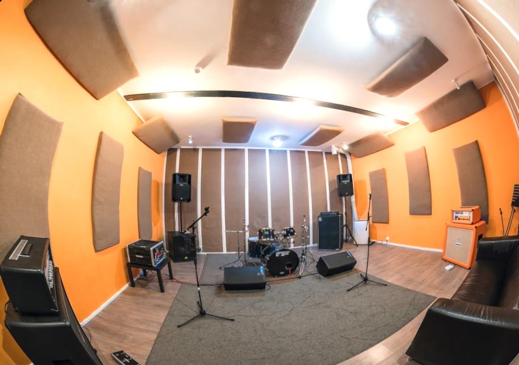 20200620101504    001 Panorama